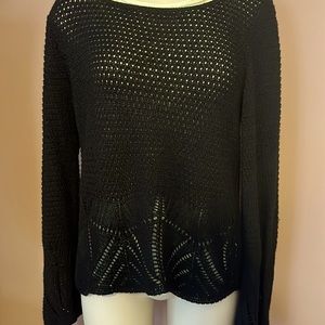 Long Sleeve Knit Top!